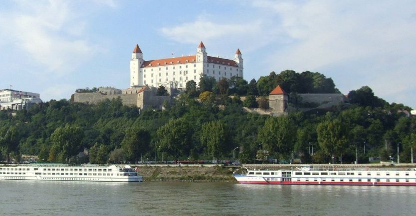 godovoj-kurs-slovaczkogo-yazyka-v-bratislave-s-podgotovkoj-k-ekzamenam